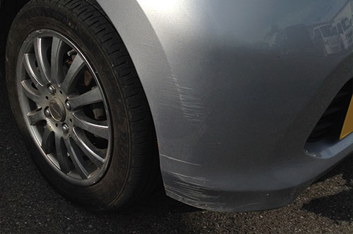 自動車板金塗装補修の作業事例(ビフォーアフター)