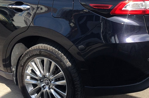 自動車板金塗装補修の作業事例（ビフォーアフター）