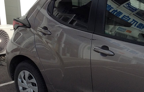 自動車板金塗装補修の作業事例(ビフォーアフター)