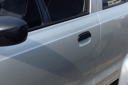 自動車板金塗装補修の作業事例(ビフォーアフター)