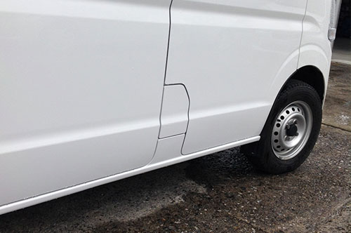 自動車板金塗装補修の作業事例(ビフォーアフター)