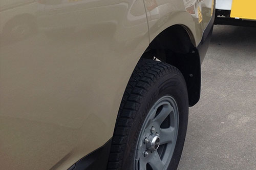 自動車板金塗装補修の作業事例（ビフォーアフター）